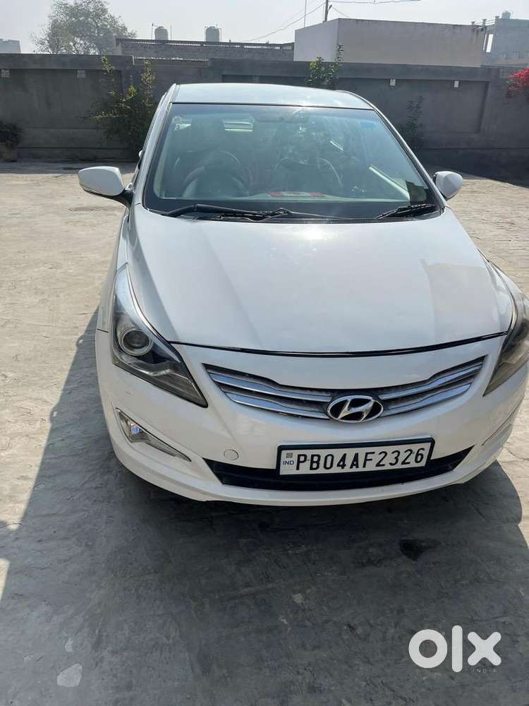 Hyundai Fluidic Verna 2016