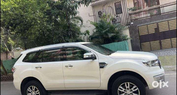 Ford Endeavour 3.2 Titanium At 4x4, 2017, Diesel