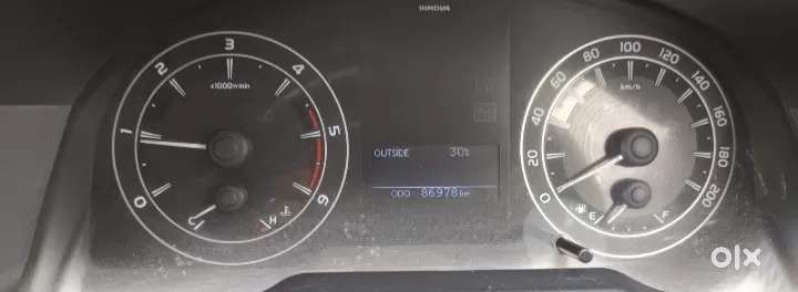 Toyota Innova Crysta [2020-ongoing] 2.7 Gx Mt 7 Str, 2017, Petrol