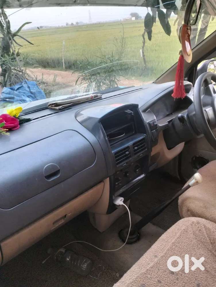 Chevrolet Tavera 2015