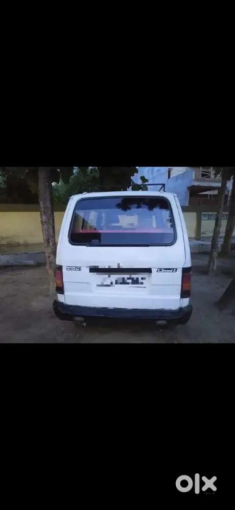 Maruti Suzuki Omni 2010