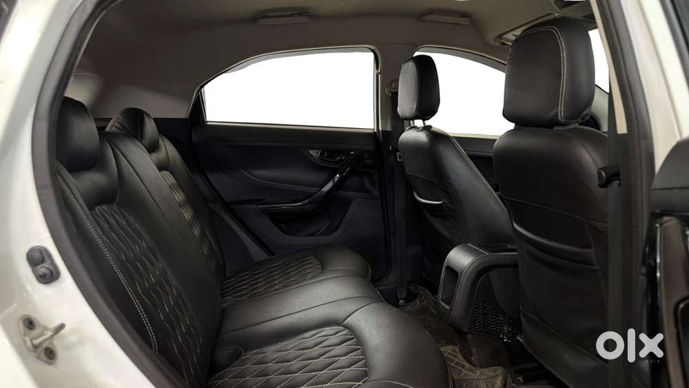 Tata Nexon 1.2 Revotron Xm (s), 2022, Petrol