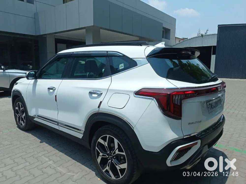 Kia Seltos 2024 Petrol 15000 Km Driven