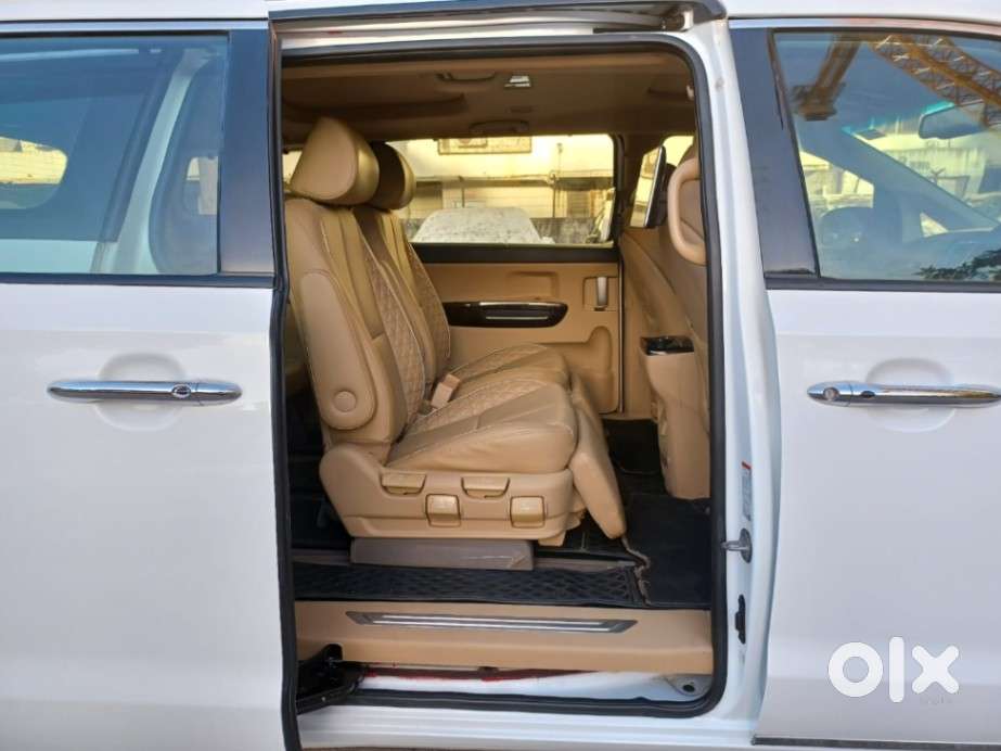 Kia Carnival Limousine Plus 7 Str, 2022, Diesel