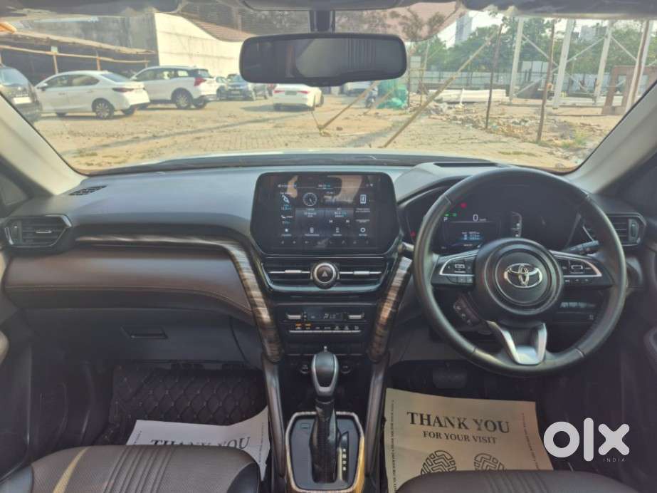 Toyota Urban Cruiser Hyryder 1.5 V Hybrid, 2023, Petrol