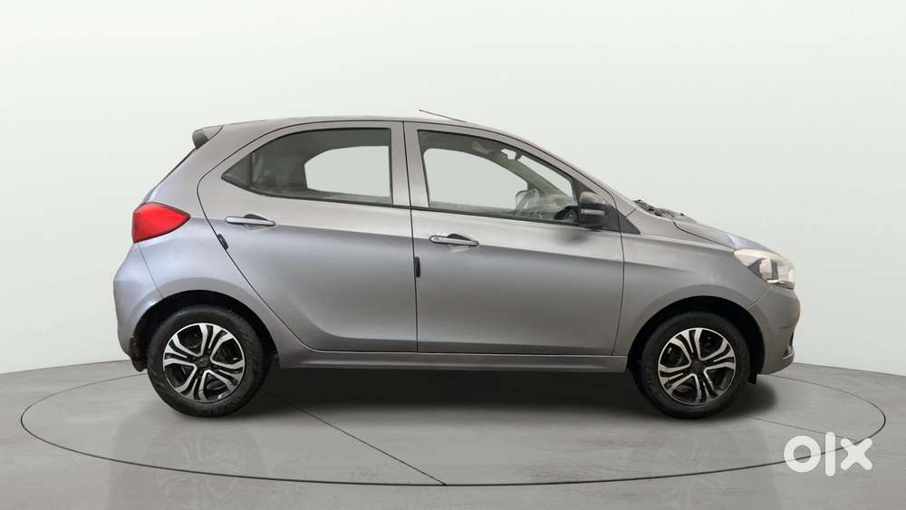 Tata Tiago 1.2 Revotron Xz, 2019, Petrol