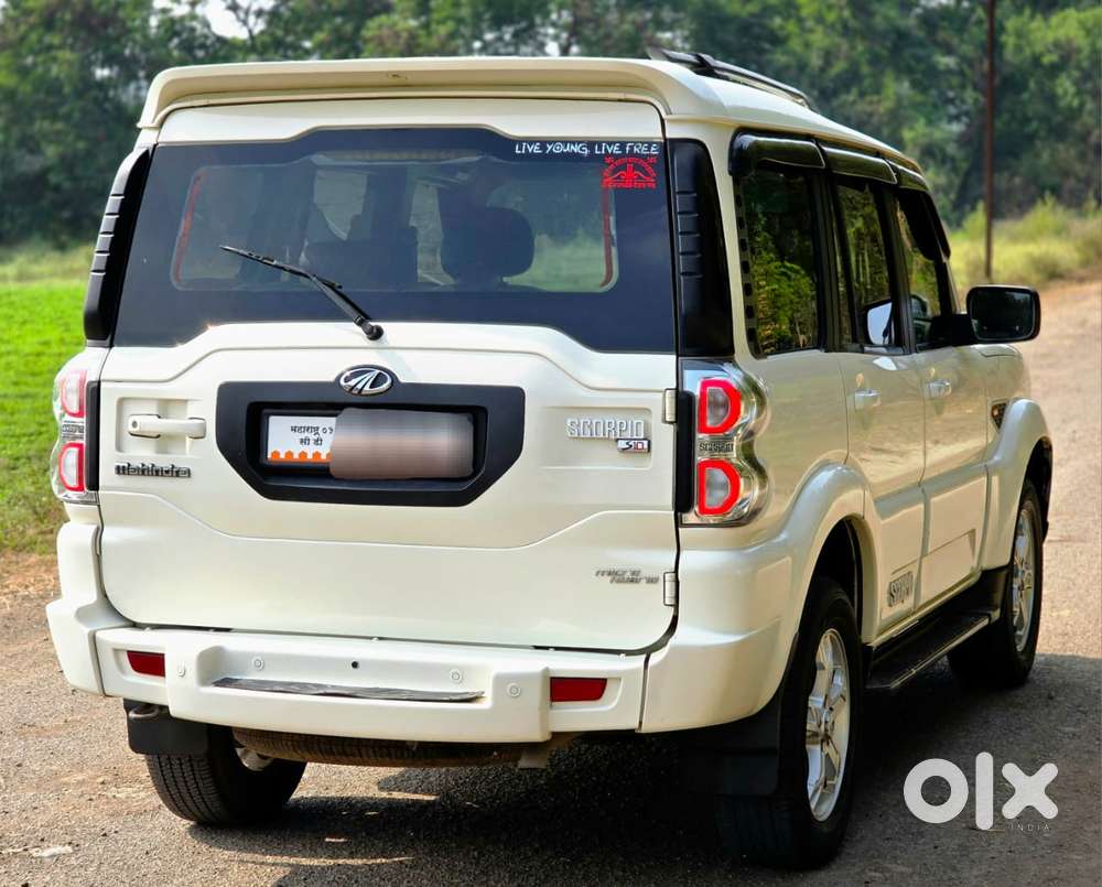 Mahindra Scorpio S10 8 Seater, 2015, Diesel