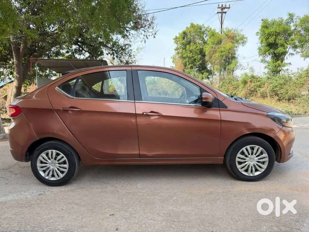 Tata Tigor 2017 Petrol Well Maintained And Less Driven,super Luxury
