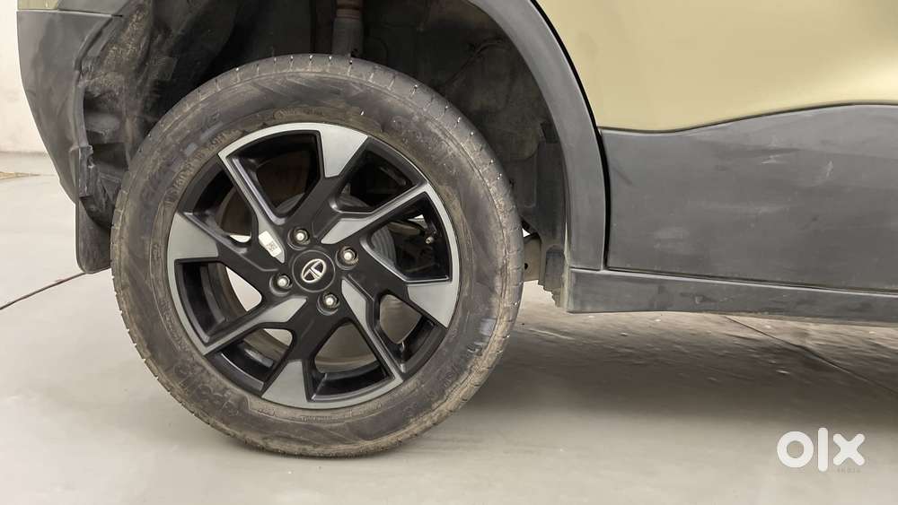 Tata Punch 1.2 Revotron Creative Mt Kaziranga Edition, 2022, Petrol