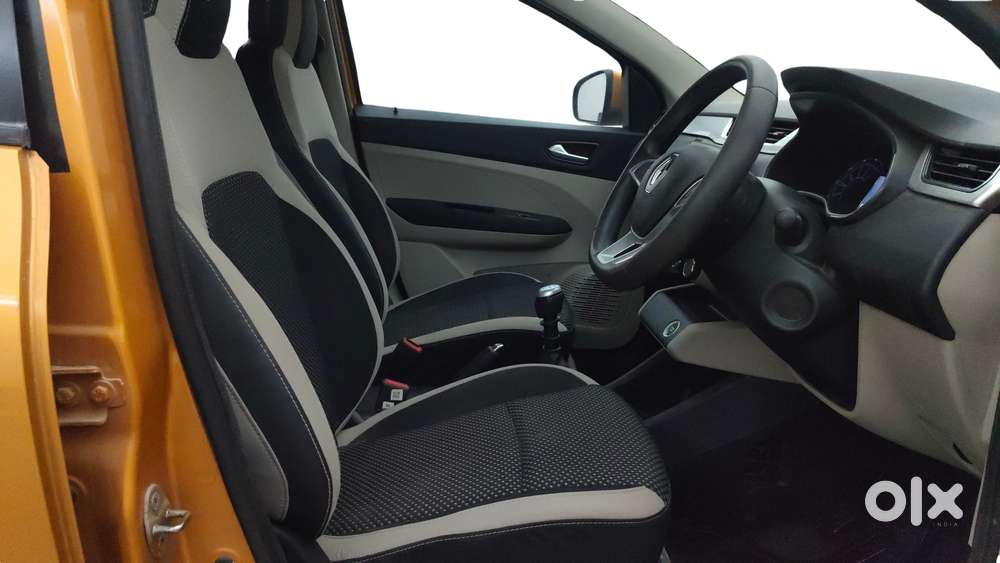 Renault Triber Rxz, 2020, Petrol