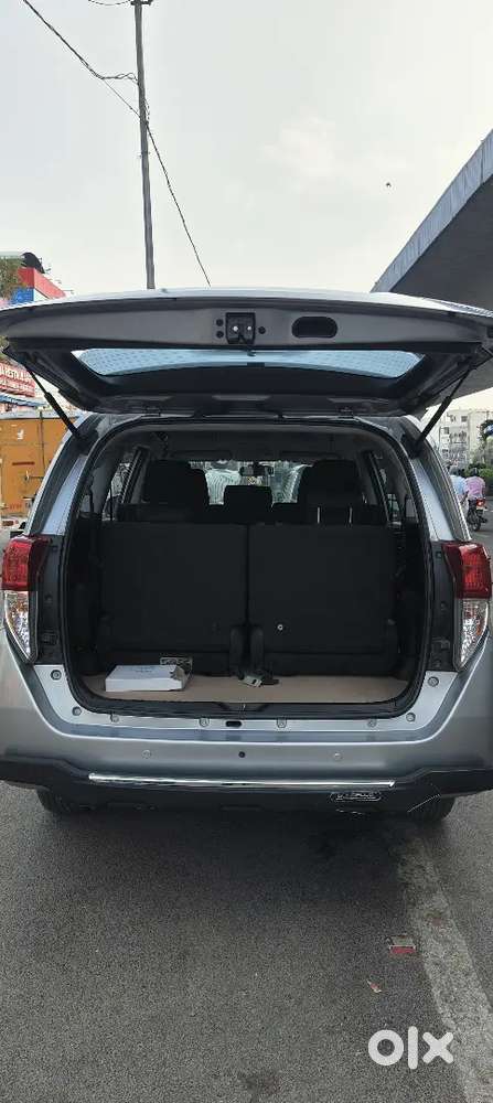 Toyota Innova Crysta 2017 Diesel 179000 Km Driven