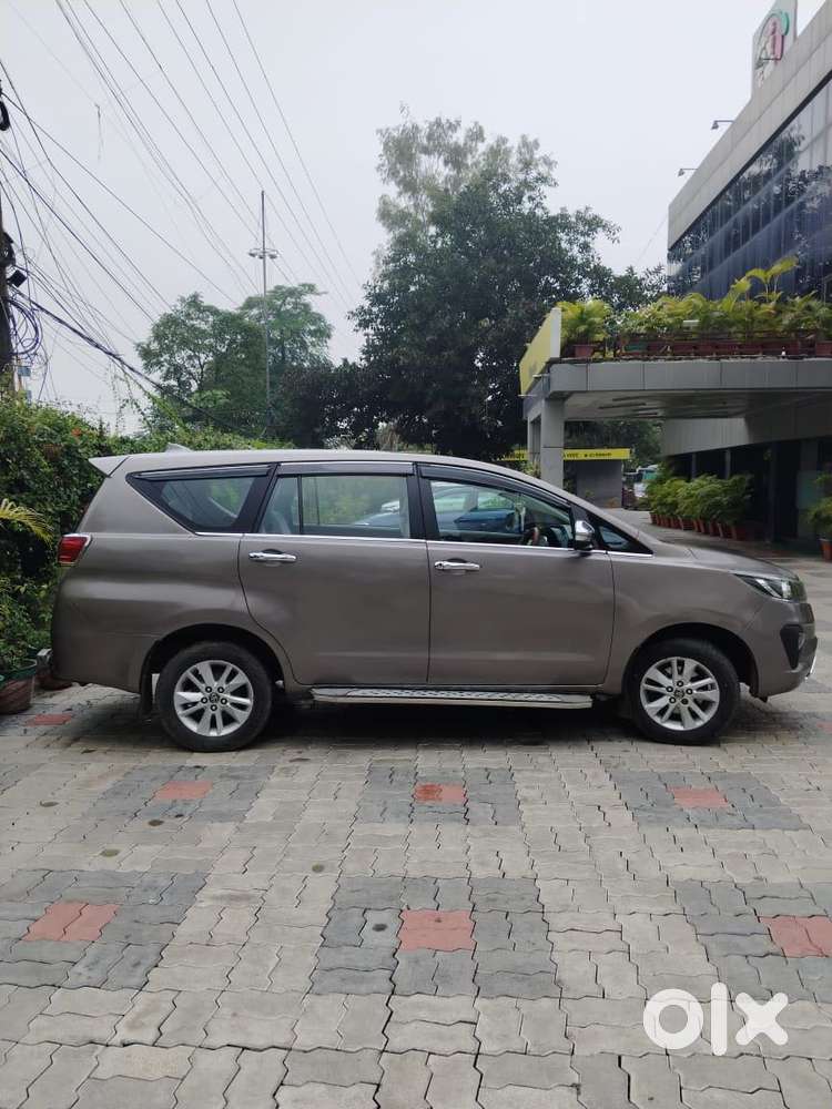 Toyota Innova Crysta 2.4 Z 7 Str, 2016, Diesel