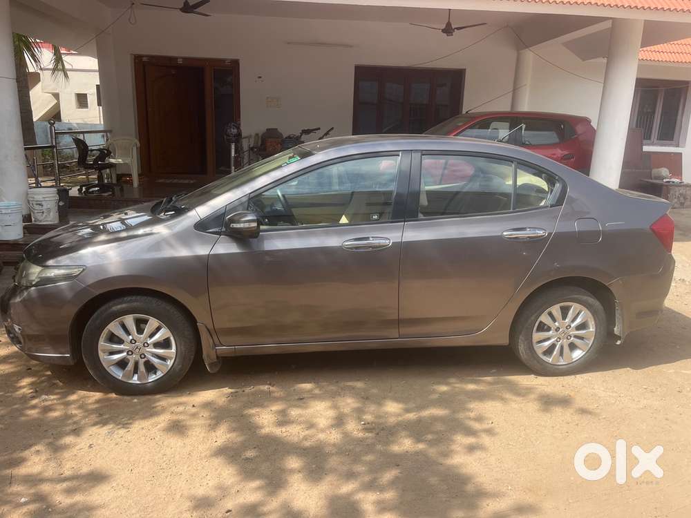 Honda With Manual 2013