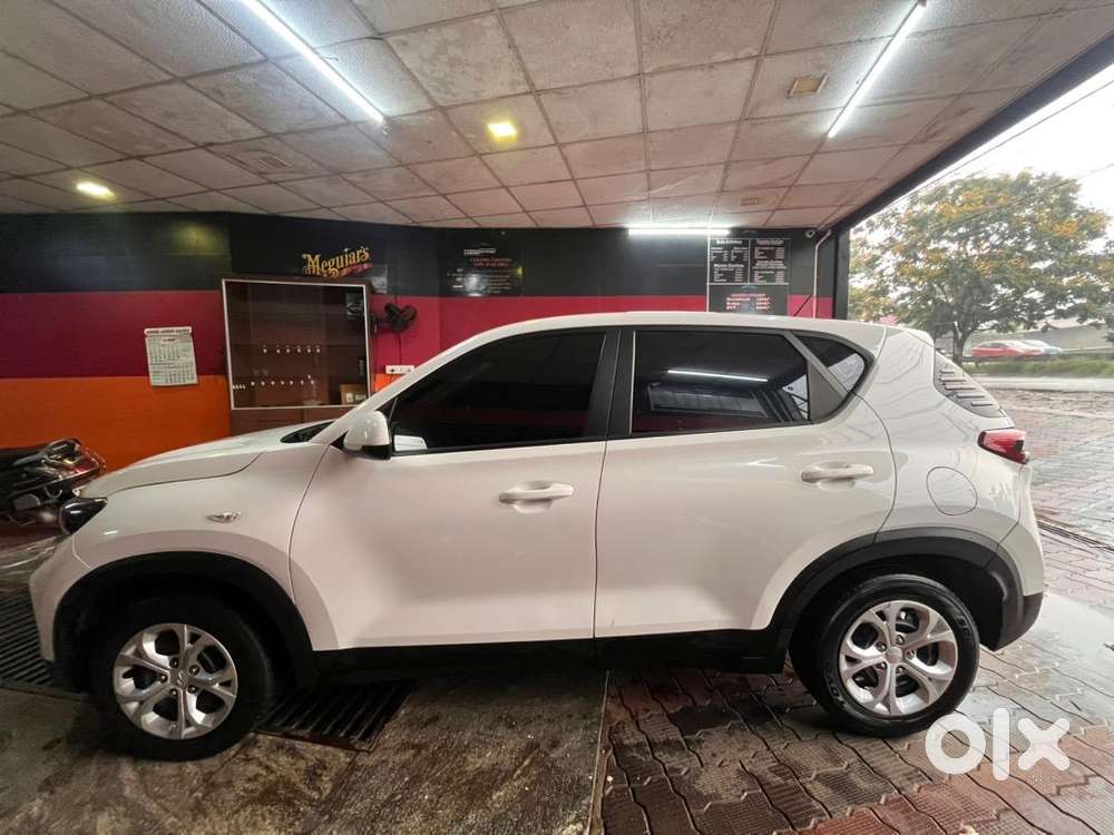 Kia Sonet 2022 Petrol Well Maintained