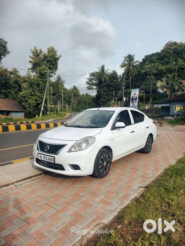 Nissan Sunny, 2012, Diesel