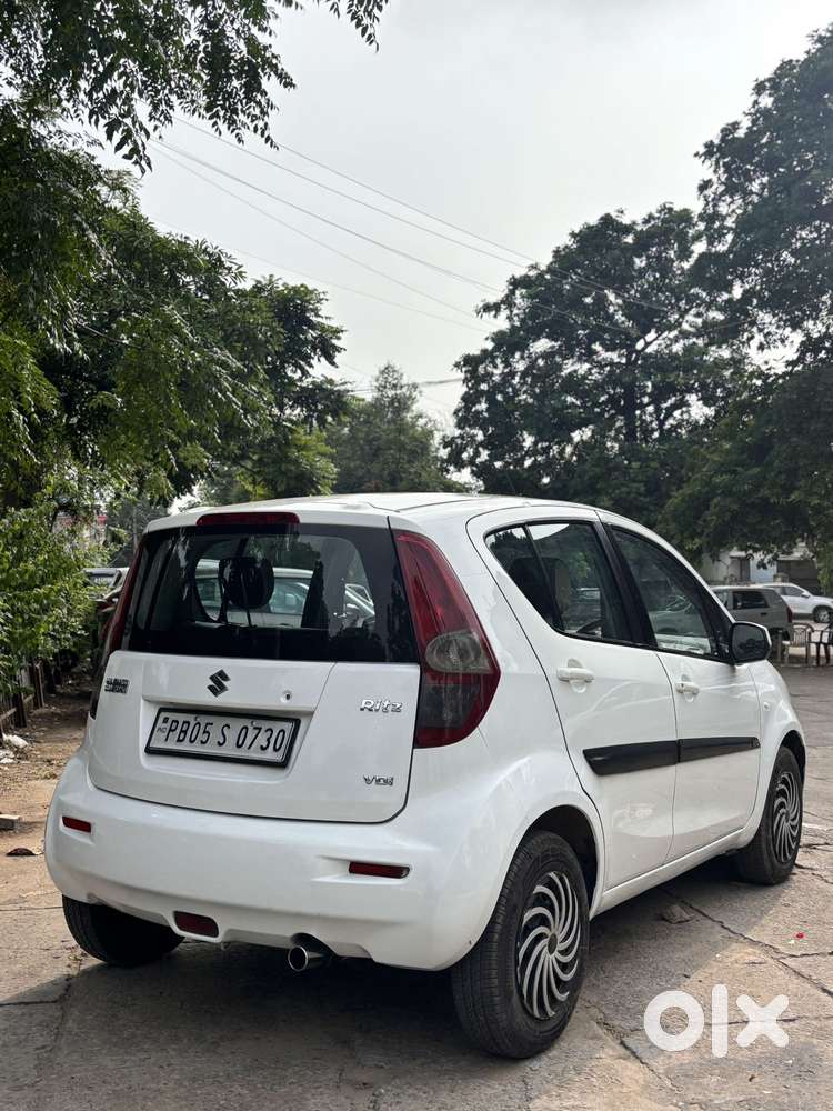 Maruti Suzuki Ritz Genus Vdi, 2010, Diesel