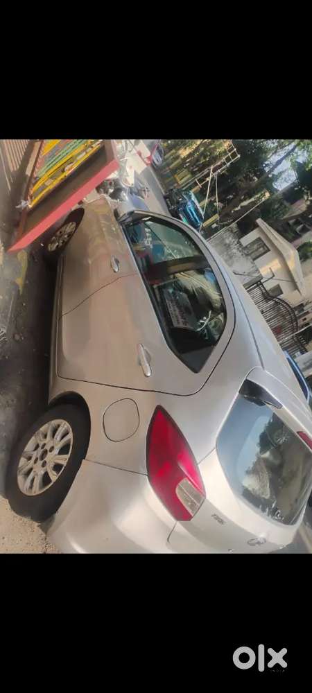 Tata Tiago Ev Xt Mr 2017 Diesel