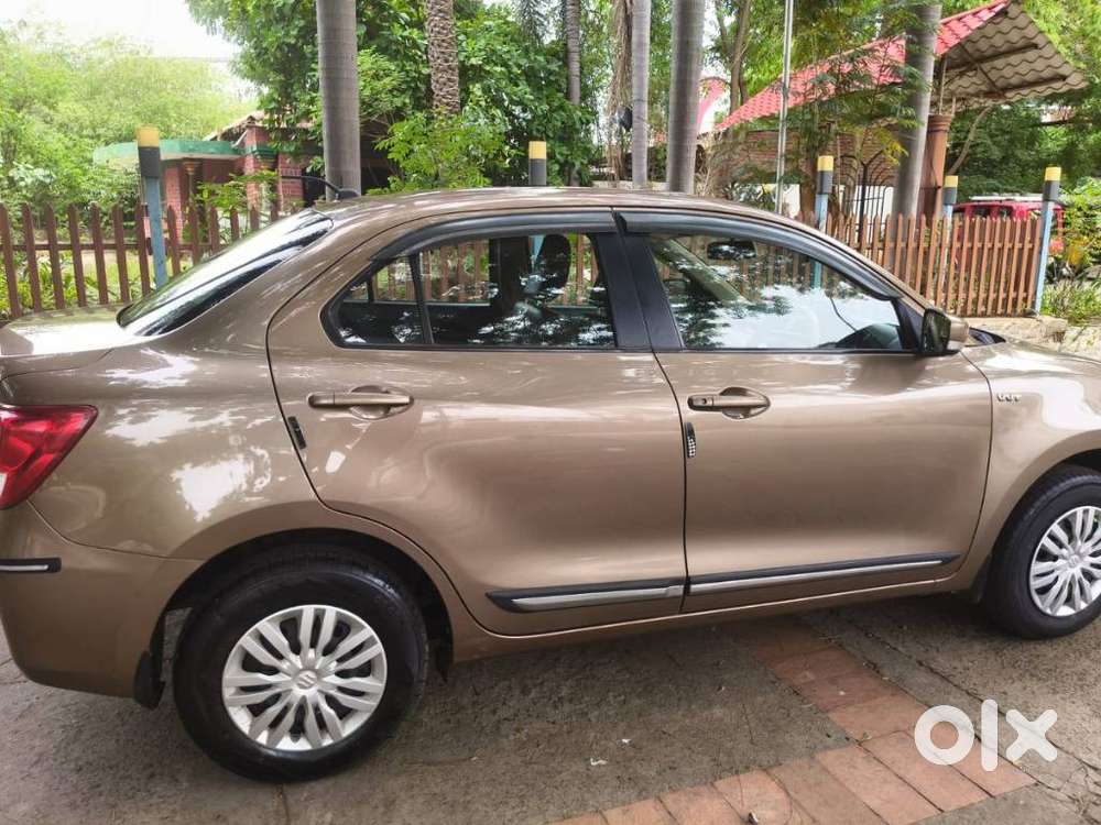 Maruti Suzuki Swift Dzire Vxi Optional, 2018, Petrol
