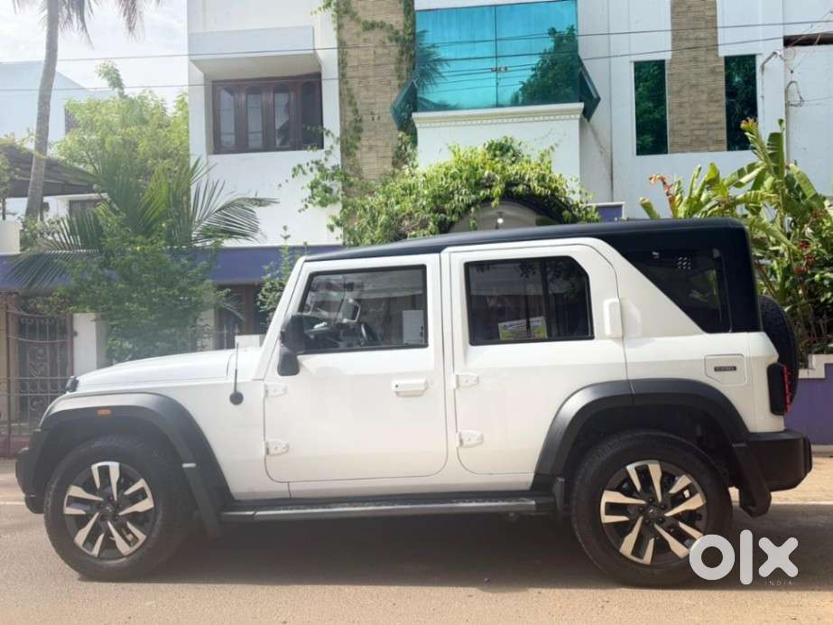 Mahindra Thar Roxx Ax7 L Diesel Mt 4wd, 2025, Diesel