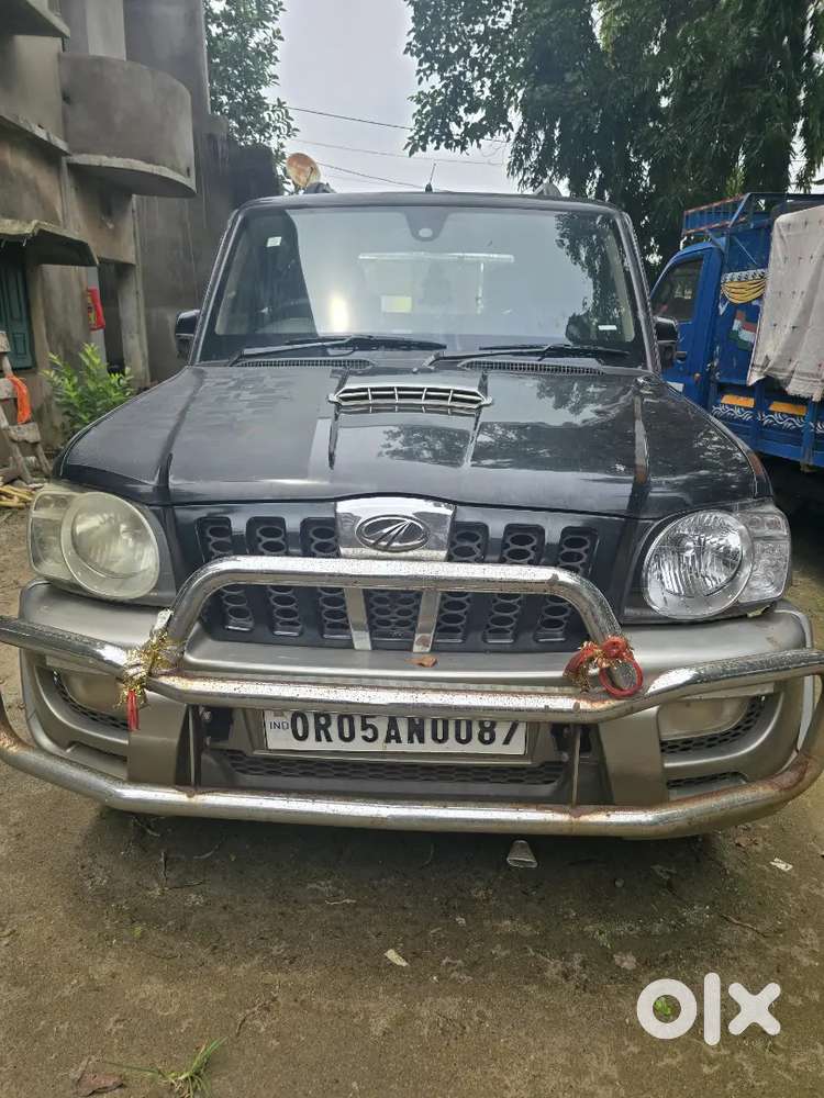 Mahindra Scorpio Vlx 2010