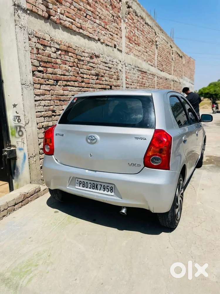 Toyota Etios Liva 2012 Diesel 86000 Km Driven