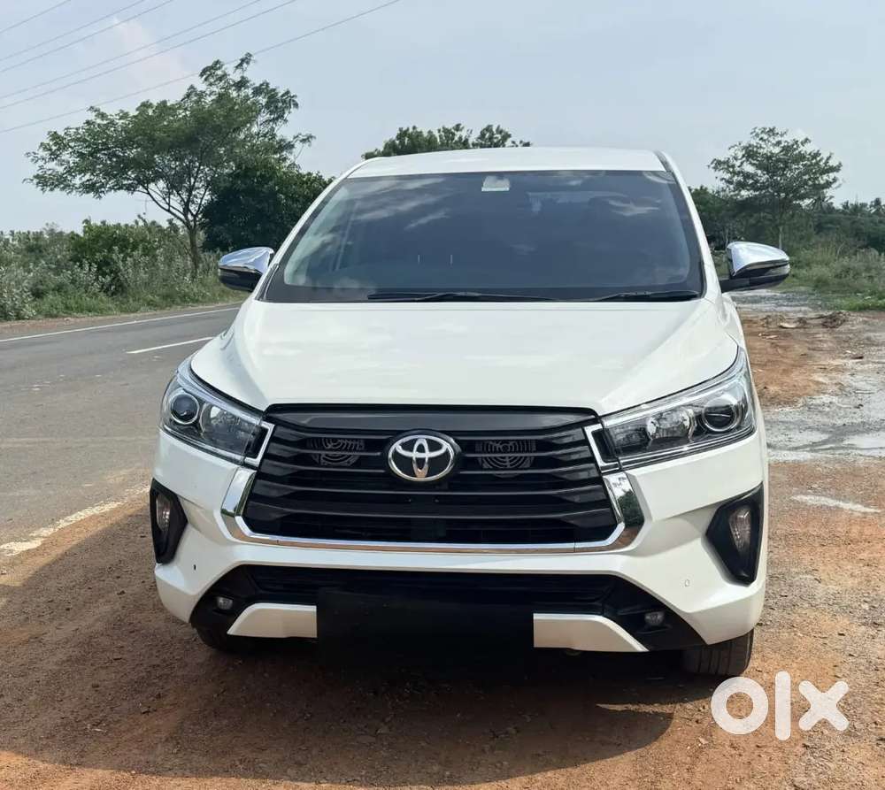 Toyota Innova Crysta Zx At 2021