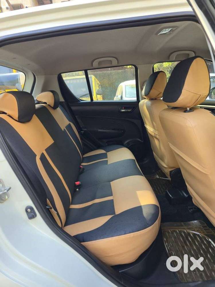 Maruti Suzuki Swift Vxi + Manual, 2012, Petrol