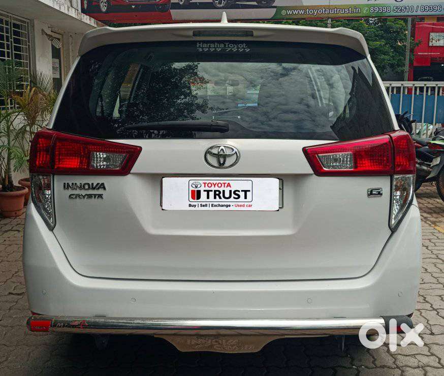 Toyota Innova Crysta 2.4 G Mt, 2022, Diesel