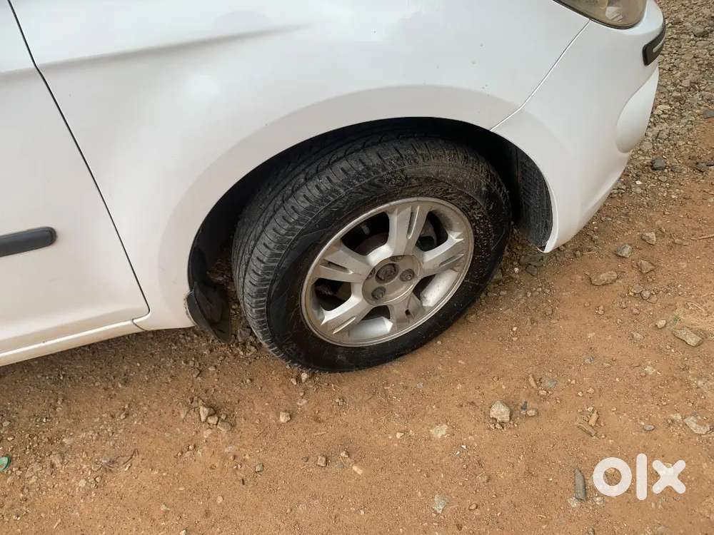 Hyundai I20 Sportz Crdi 2011