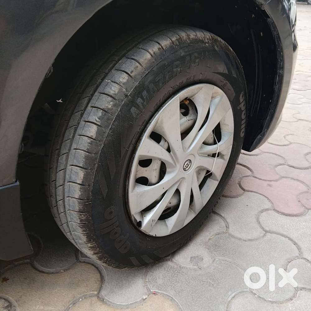 Maruti Suzuki Swift Lxi Optional-o, 2015, Petrol