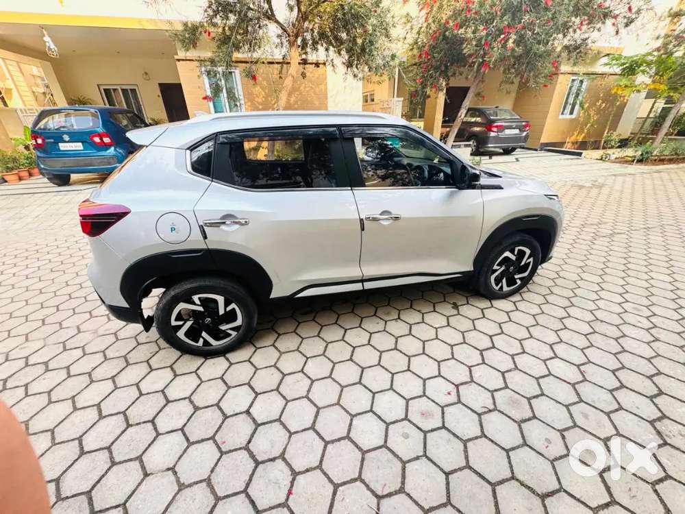 Nissan Magnite Showroom Track