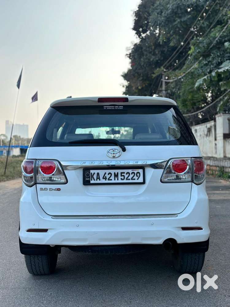 Toyota Fortuner 2011-2016 4x2 Manual, 2013, Diesel