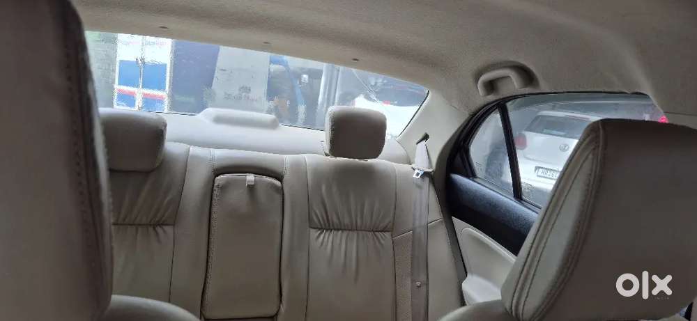 Maruti Suzuki Dzire 2017 Petrol Well Maintained