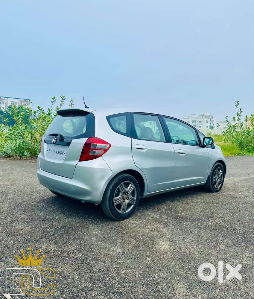 Honda Jazz V Mt Privilege, 2010, Petrol