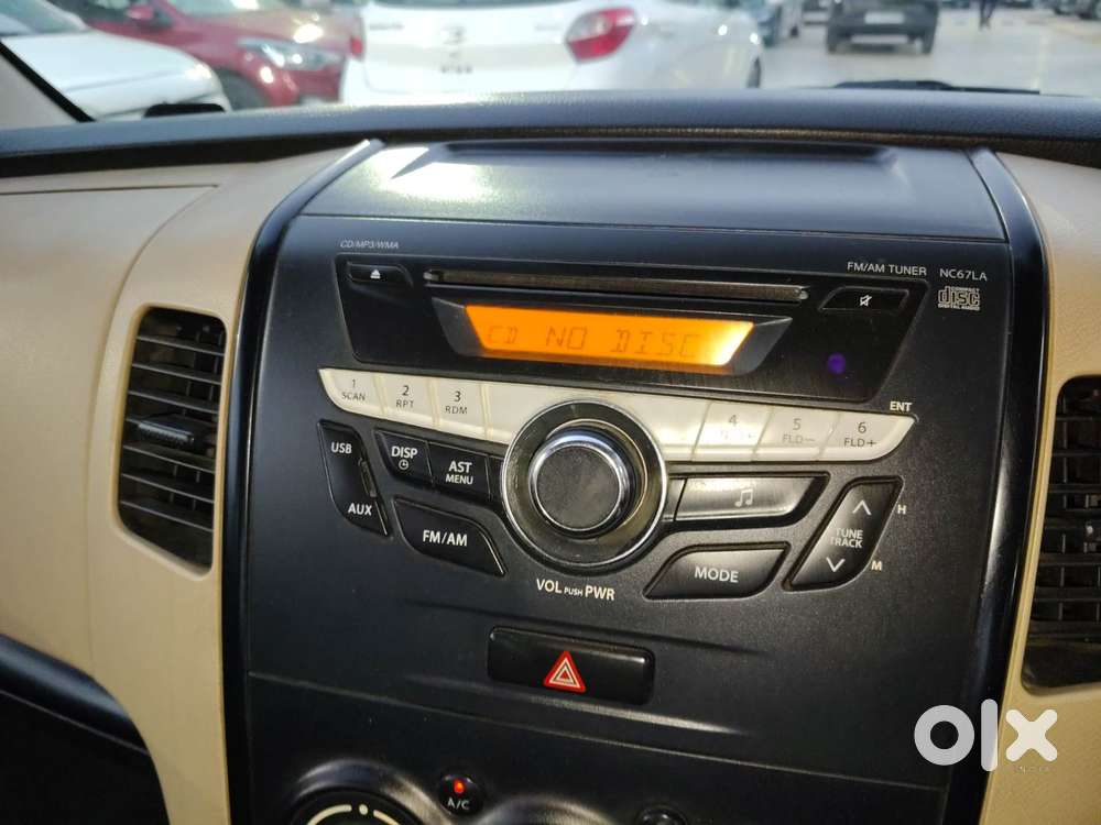 Maruti Suzuki Wagon R 1.0 Vxi Amt, 2017, Petrol