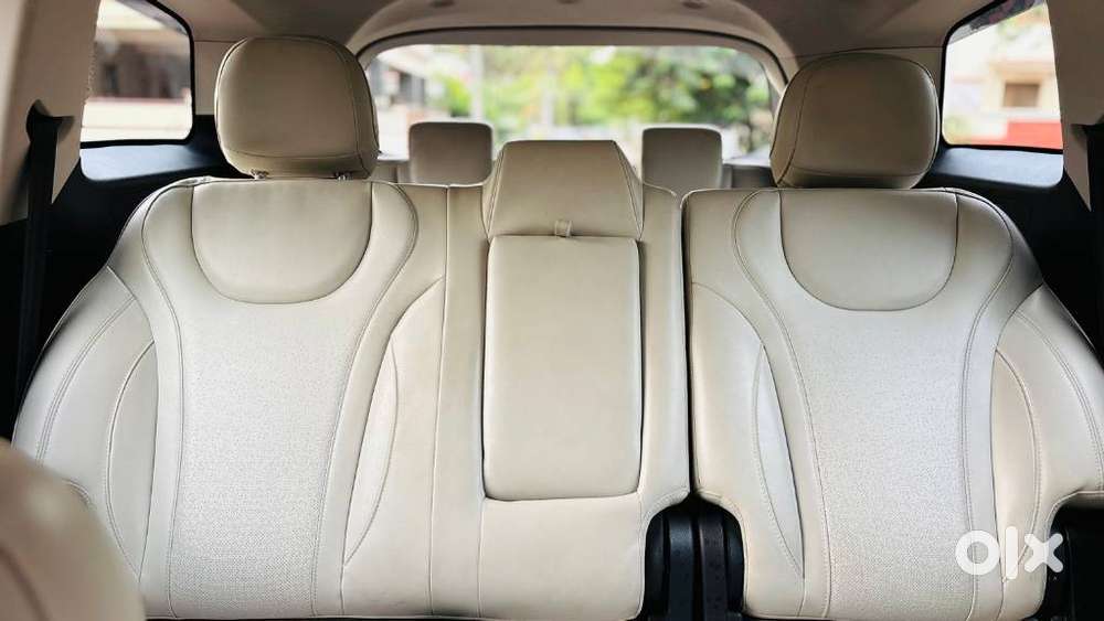 Mahindra Xuv700 2.2 Ax 7 Diesel Mt Str, 2023, Diesel