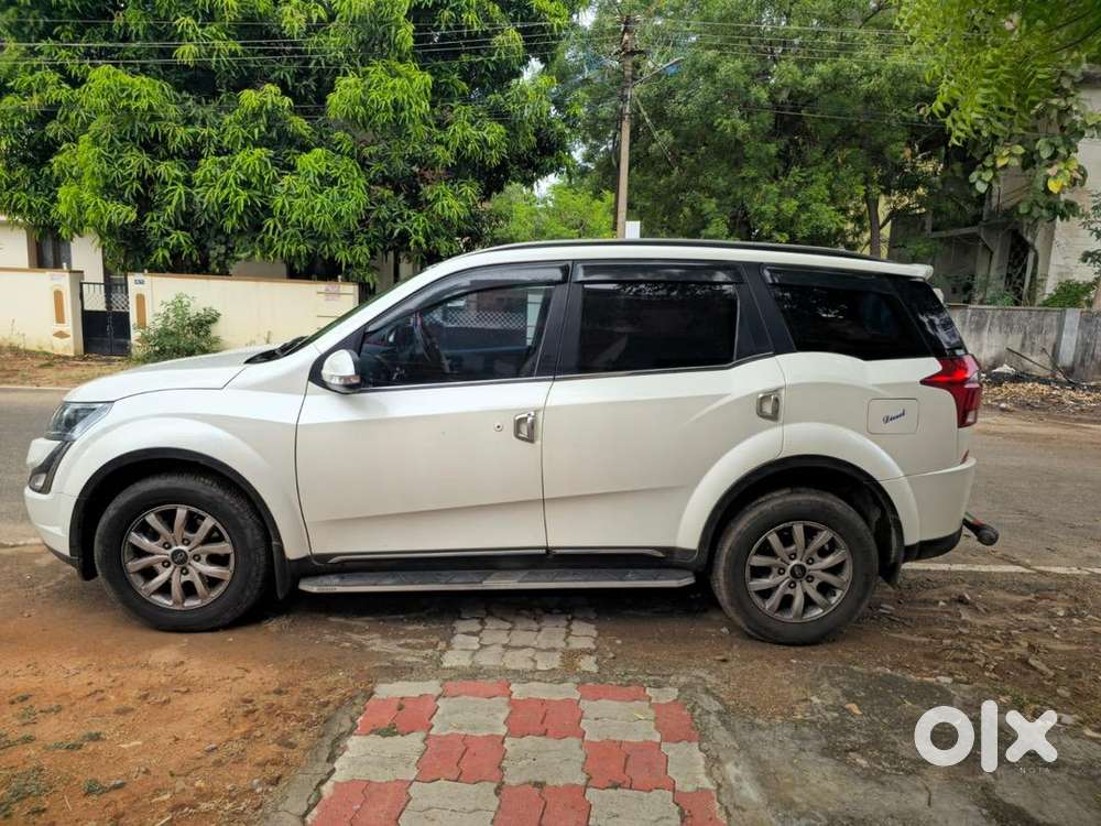 Mahindra Xuv500 2018 Diesel 46000 Km Driven