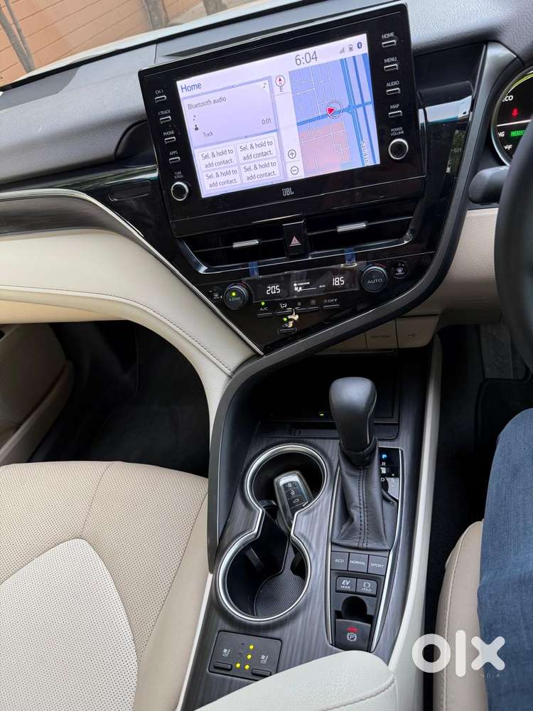 Toyota Camry Hybrid, 2024, Petrol