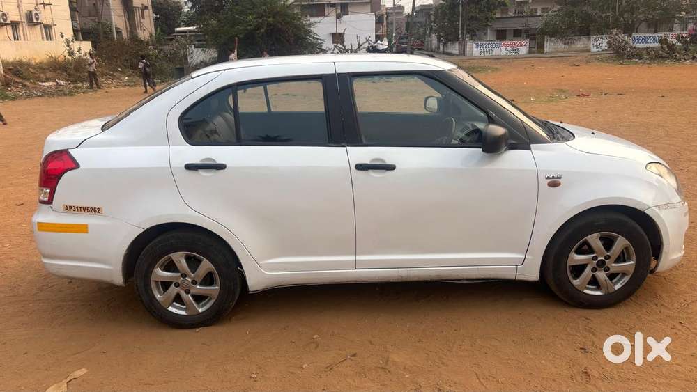 Maruti Suzuki Swift Dzire Tour Ldi, 2015, Diesel