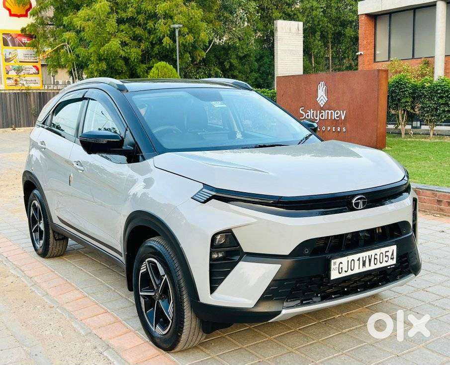 Tata Nexon Fearless Plus (ps) 1.2 Icng 6mt Red Dark Edition, 2025, C..
