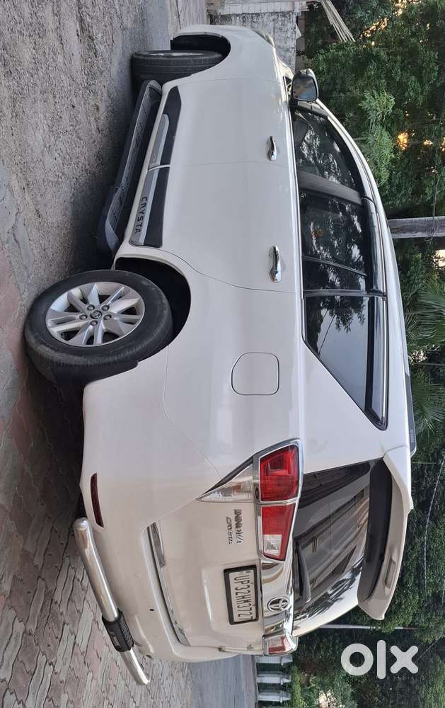 Toyota Innova Crysta 2.4 G Mt, 2016, Diesel