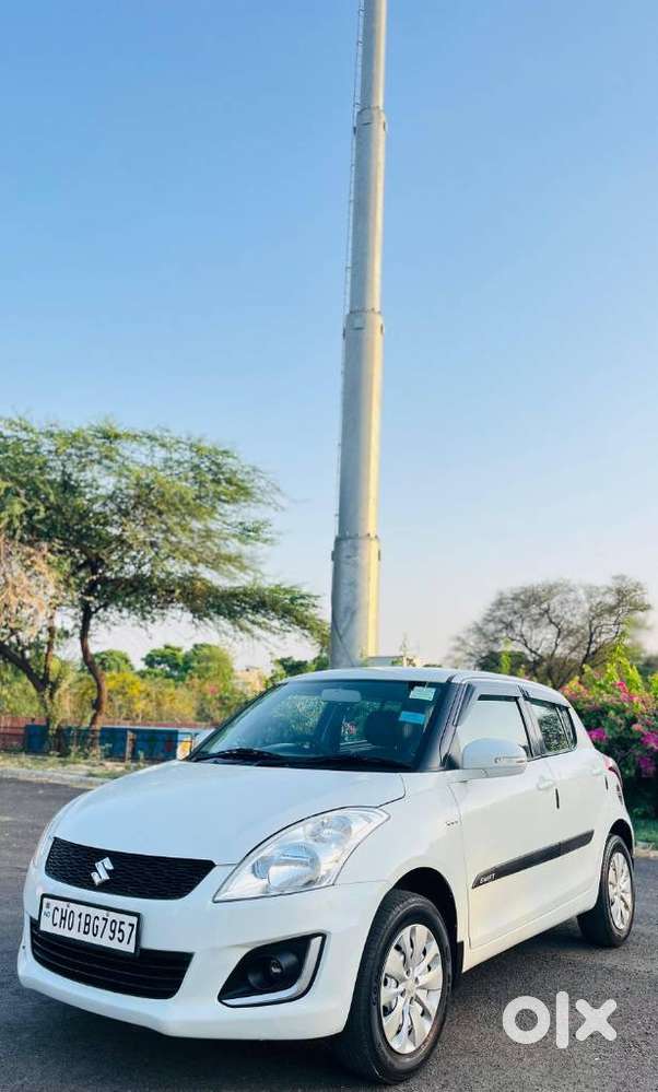 Maruti Suzuki Swift 1.2 Vxi (o), 2016, Petrol