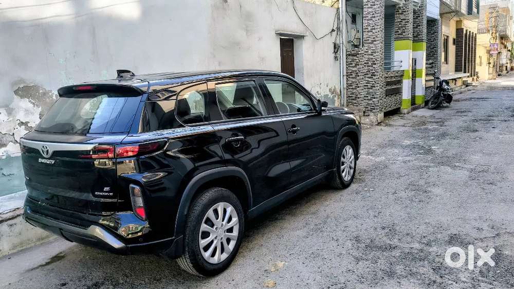 Toyota Urban Cruiser 2025 Drive Manual 1st