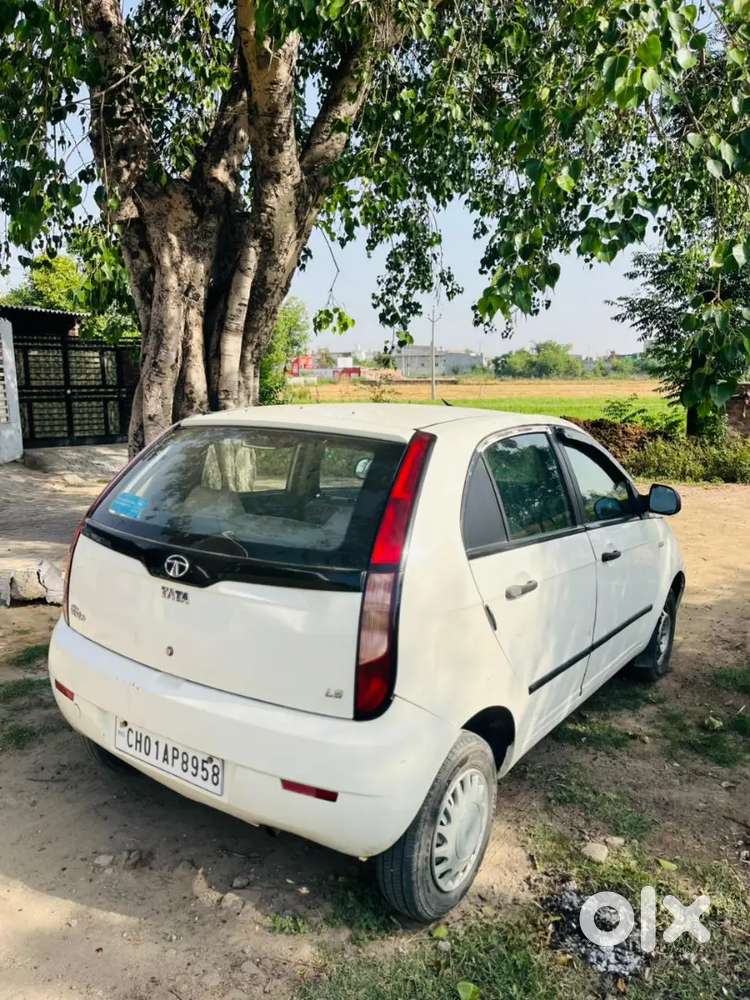 Vista12 Model New Battery New Tyre Ac Chilled Service Done