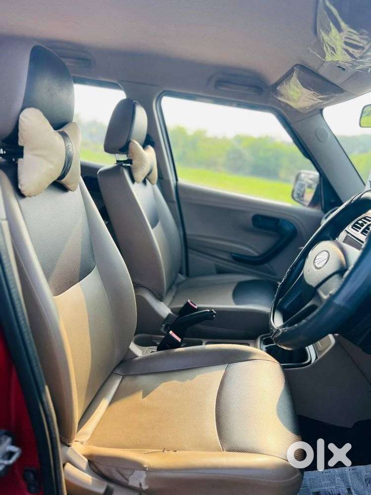 Mahindra Tuv 300 T4, 2018, Diesel