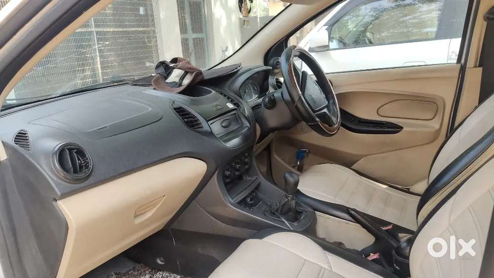 Well-maintained Ford Figo Aspire Diesel (2016) - 25kmpl Mileage!