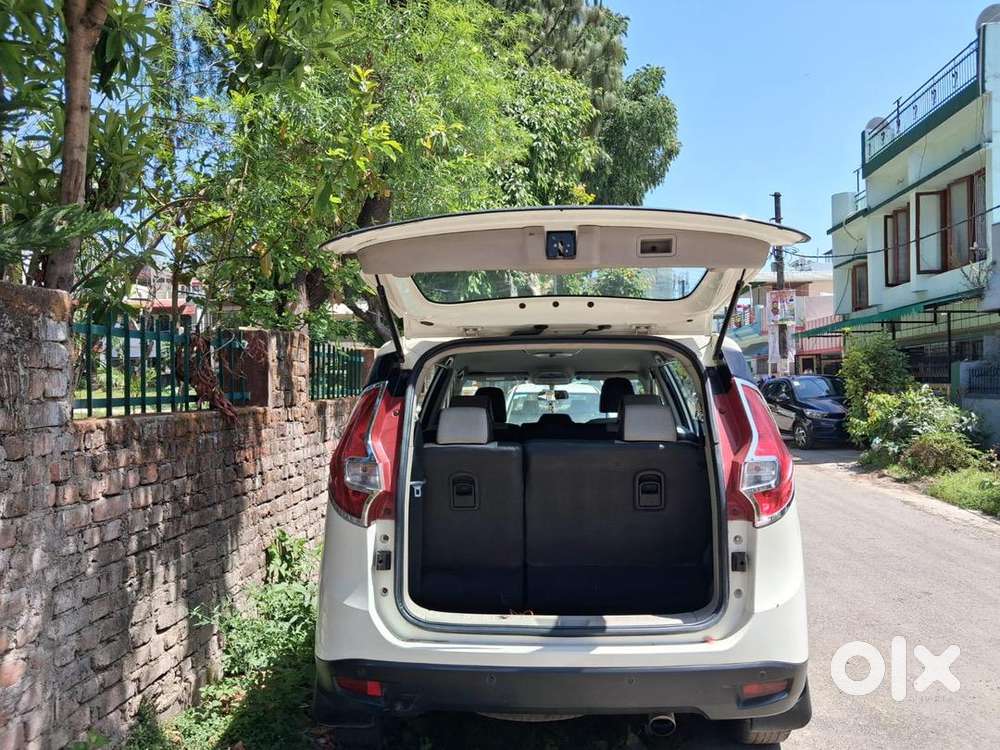 Mahindra Marazzo 2018 Diesel Well Maintained