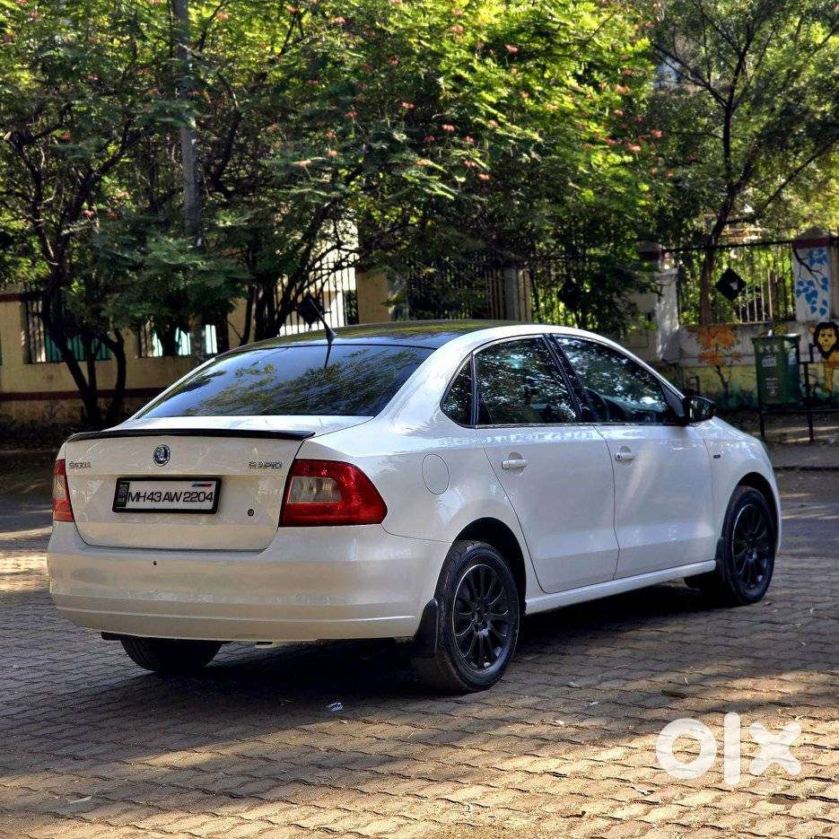 Skoda Rapid 1.5 Tdi At Elegance Black Package, 2016, Diesel
