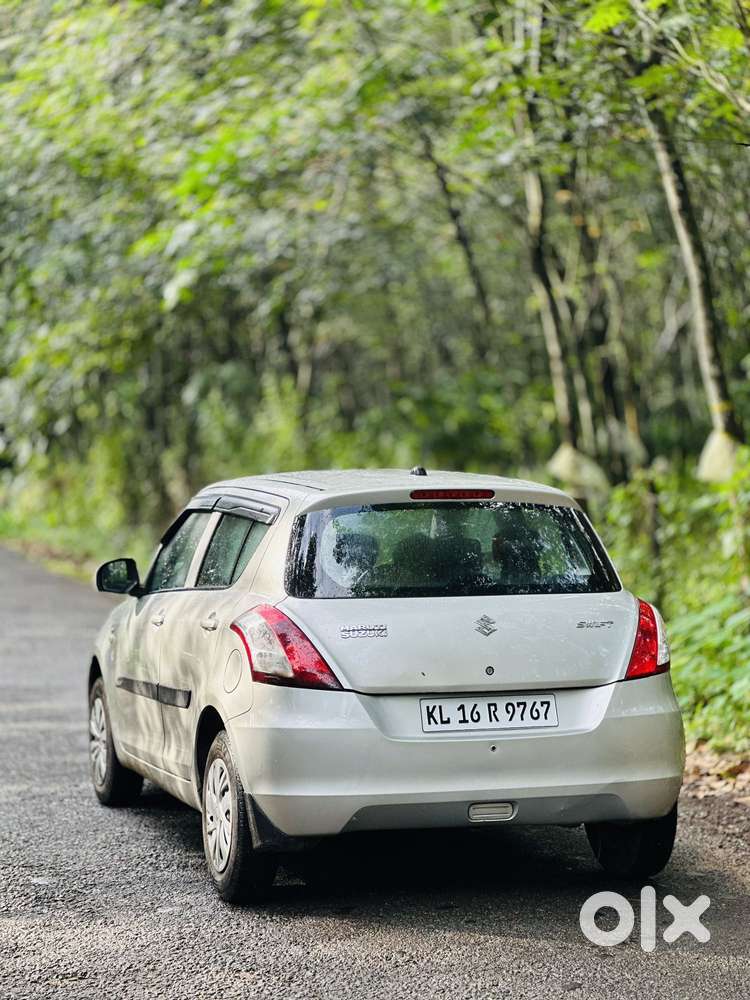 Maruti Suzuki Swift Vxi Glory Limited Edition, 2017, Petrol