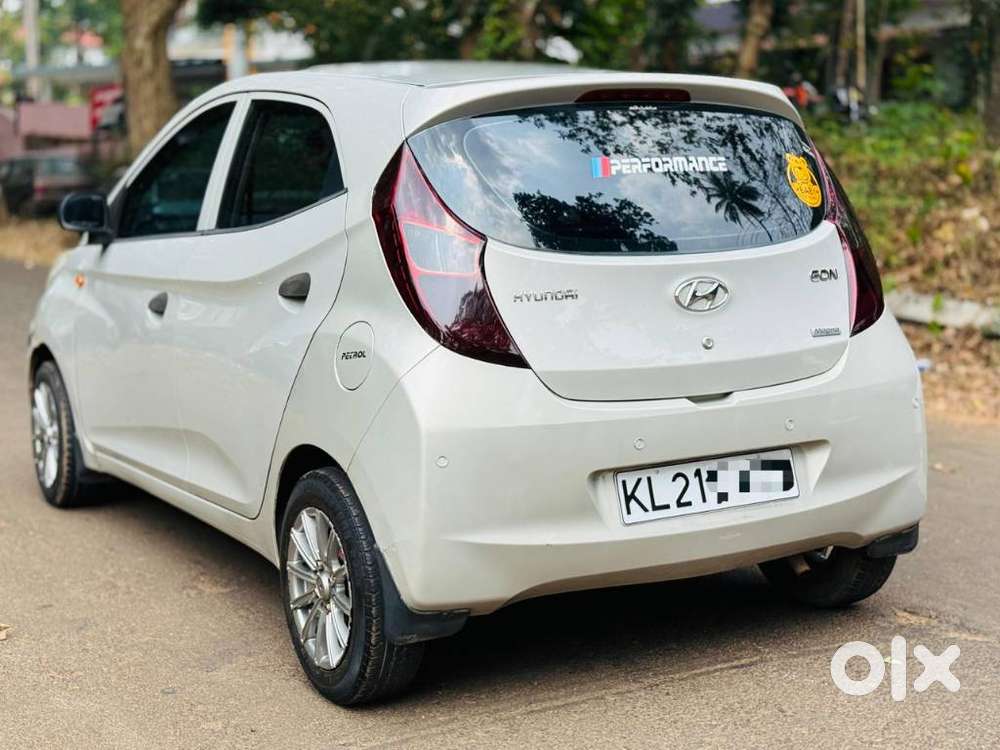Hyundai Eon Magna +, 2011, Petrol